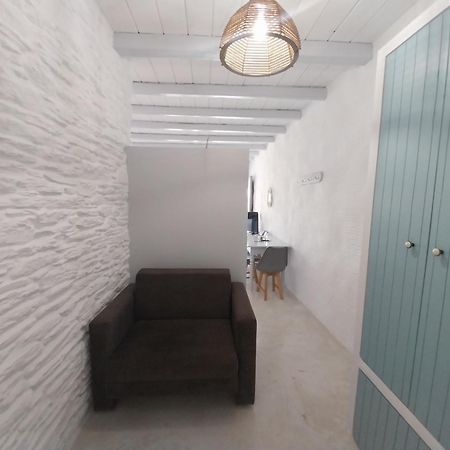 Richie'S Sea View Romantic Residences Ipsila Exterior photo